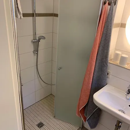 Apartman Mit Separatem Eingang Und Stellplatz