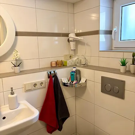 Mit Separatem Eingang Und Stellplatz * Wittlich