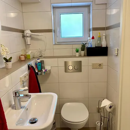 Daire Mit Separatem Eingang Und Stellplatz *