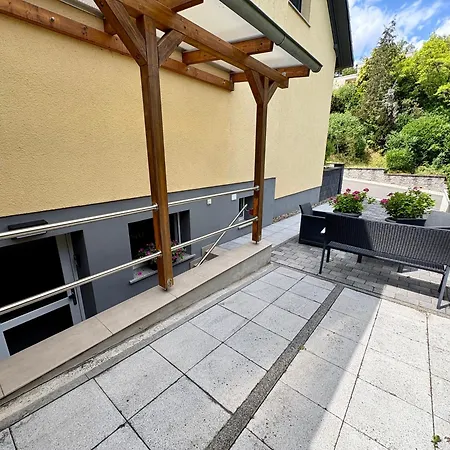 Daire Mit Separatem Eingang Und Stellplatz Wittlich