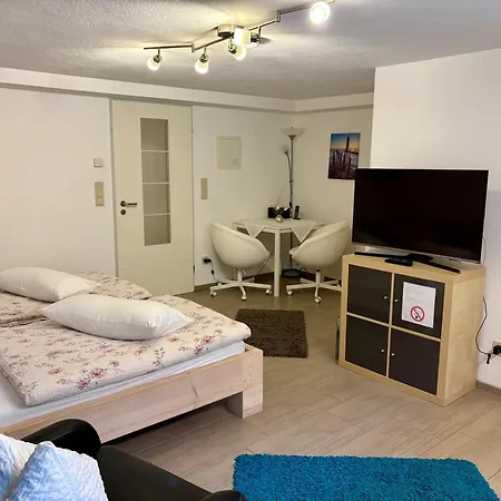 Daire Mit Separatem Eingang Und Stellplatz *